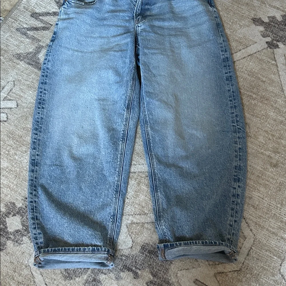Sold out! AE Barrel Jeans Size 6 Boyfriend Mid Rise - Picture 10 of 13